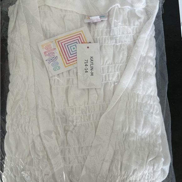 NWT LuLaRoe Kaylin Short Sleeve Cardigan. - Picture 2 of 3